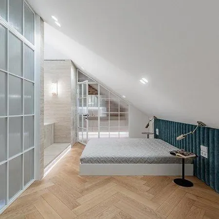 Luxury In Old Town Has Parking * Vilnius
