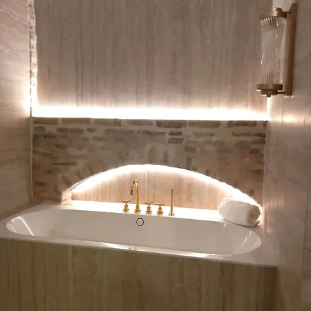 Luxury In Old Town Has Parking * Vilnius